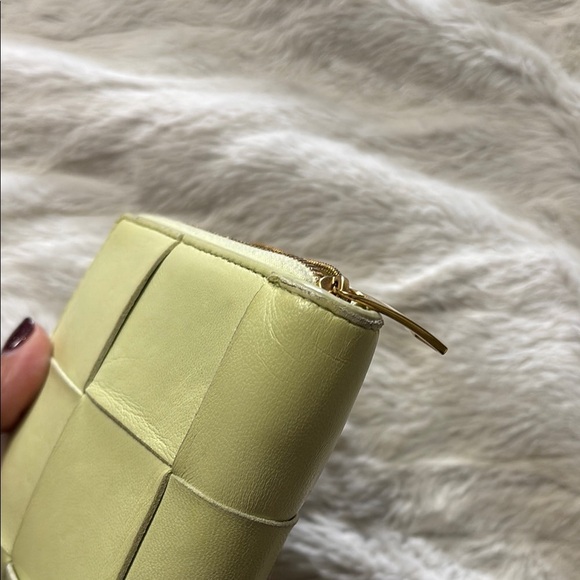 Bottega Veneta cassette zip Wallet - Picture 8 of 12